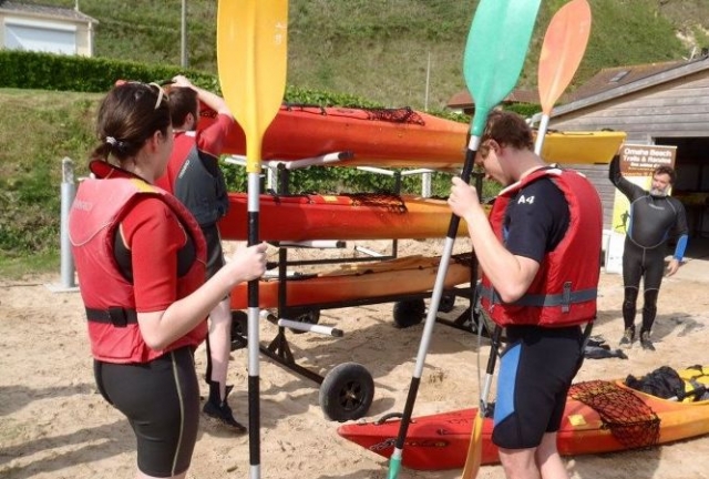  Kayak en el mar de Calvados 